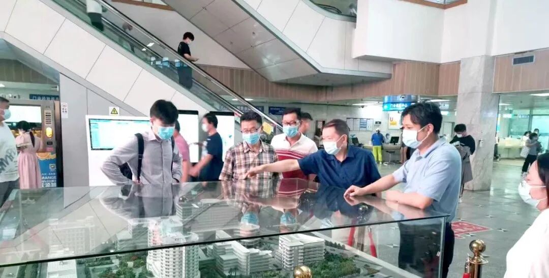 董事长史渊源教授受邀参观访问北京大学深圳医院介入与细胞治疗中心